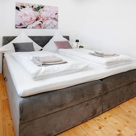 Klostergarten Apartament Grünstadt