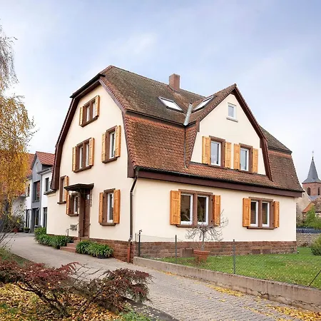 Klostergarten Lejlighed Grünstadt